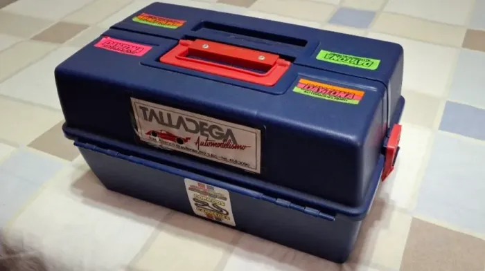 Autorama Caixa + Carros + Acessórios - Leia