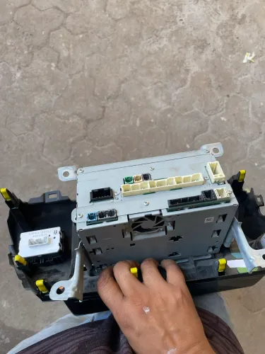 Vendo multimídia da Hilux 