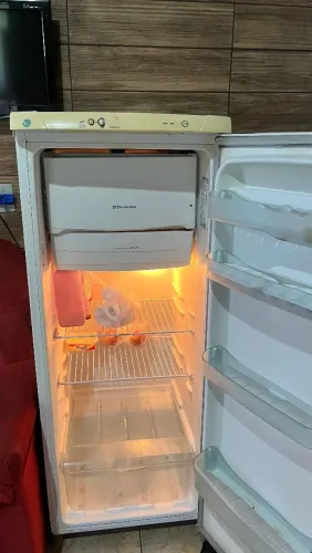 Vendo geladeira