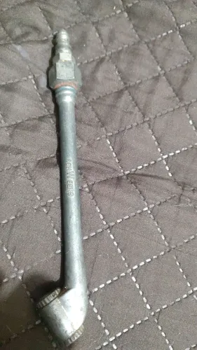 Pino de encher pneus em metal