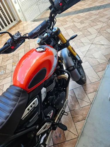 Scrambler 400x completa.