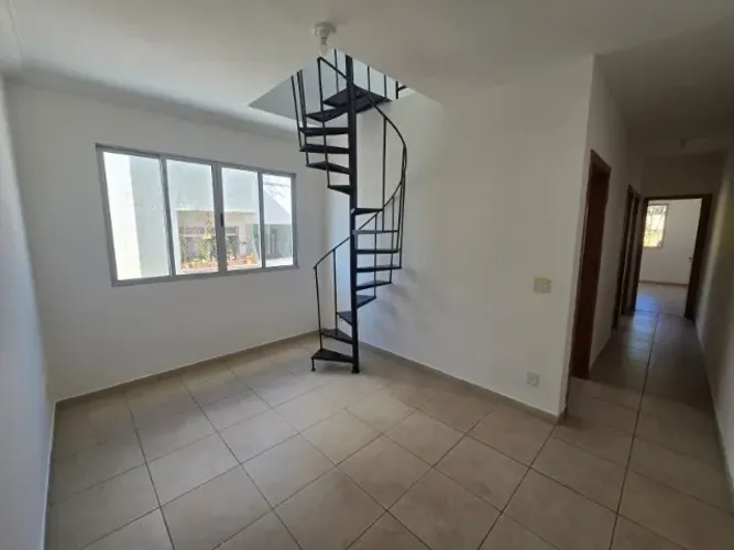 Apartamento / Cobertura com 2 quartos para alugar 120m² no bairro Havaí BH