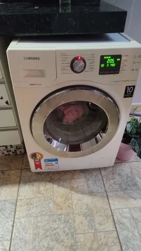 Lava e seca Samsung 220 volts
