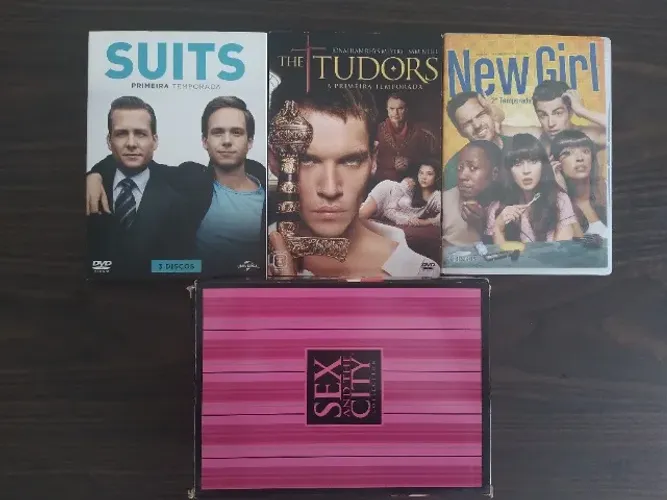 DVD Séries- Sex and the city, Suits, The Tudors e New Girl