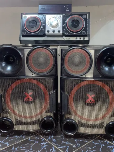 Vendo som LG cm9730