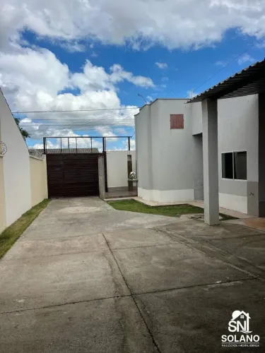 Vendo Belo Imóvel comercial com móveis planejados no escritório