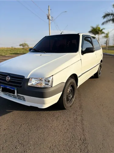 Fiat Uno Mille 1.0 Fire/ F.flex/ Economy 2P 2010