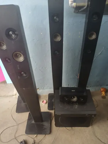 Torre pra home theater fhilips