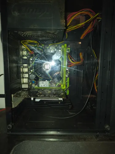 Computador i7 com Placa de vídeo