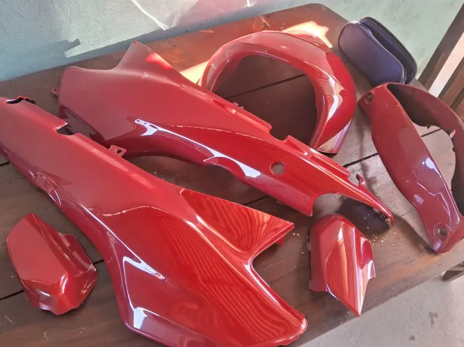 Vendo carenagens da biz 100 kit completo