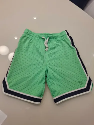 Bermuda Oshkosh 6 anos