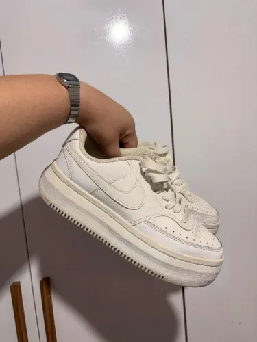 Tênis Nike Court Vision Alta