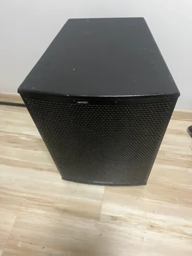 Caixa de som Attack VRF1550A excelente estado