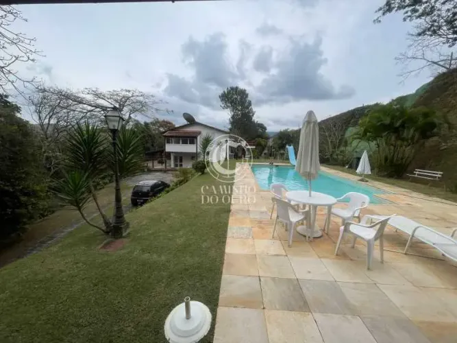 Casa em Condomínio : / Residencial / Itaipava