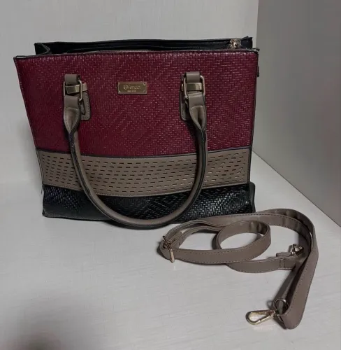Bolsa Fenci Feminina Estruturada Bordô, Bege e Preta com Alça Transversal