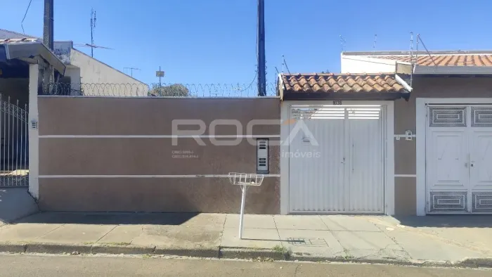 Casa Padrão para Alugar em Vila Costa do Sol - São Carlos
