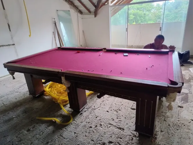 VENDO MESA DE SINUCA BILHAR