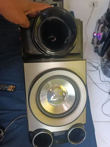 Caixa Mini sistem LG cm 9520 6 polegadas