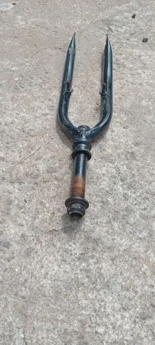 GARFO RÍGIDO PARA BIKE ARO 26