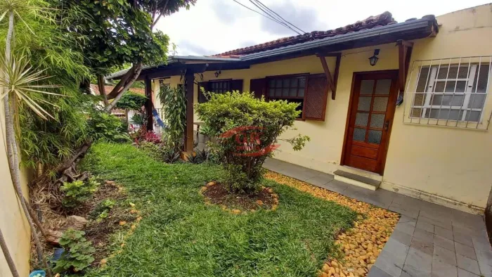 Casa à venda, 3 quartos, 1 suíte, 2 vagas, Cachoeirinha - Belo Horizonte/MG