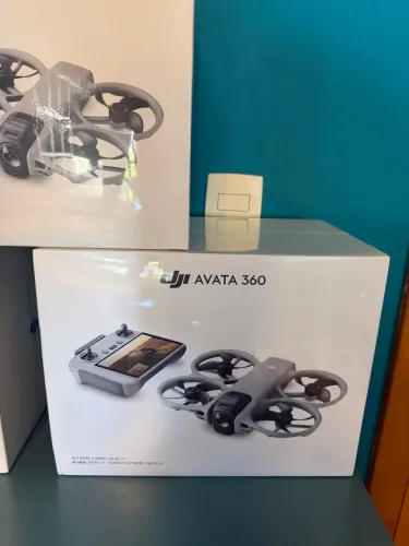 Drone dji Avata 360 combo com radio RC2 com tela e 3 baterias. Lacrado.