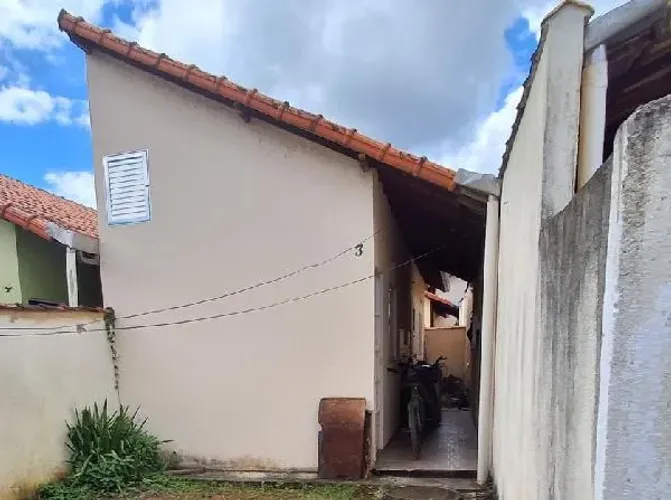 Imóvel bem localizado Casa no Papucaia, Cachoeiras de Macacu - RJ, Nº 225, 1 quarto, 1 va