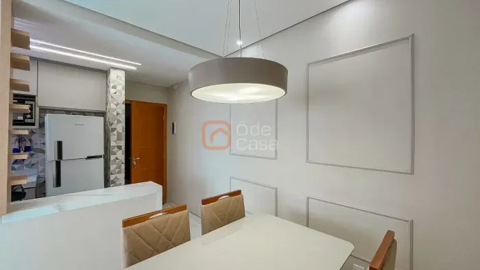 Apartamento mobiliado com 2 quartos e elevador para locação no Santa Mônica