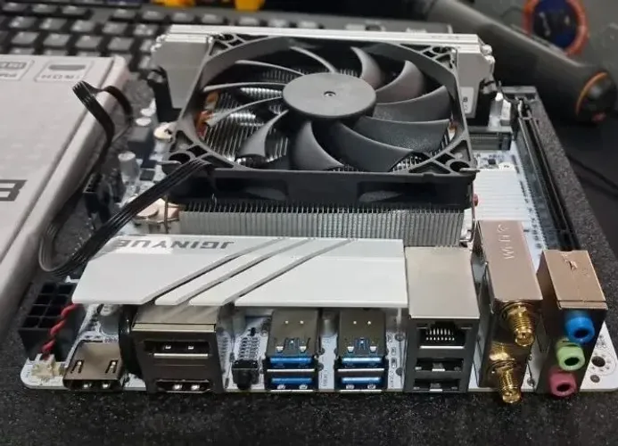 KIT Ryzen Mini Itx Placa mãe B450 processador 5 3600 Memo 2x8gb + Cooler Leiam o anuncio