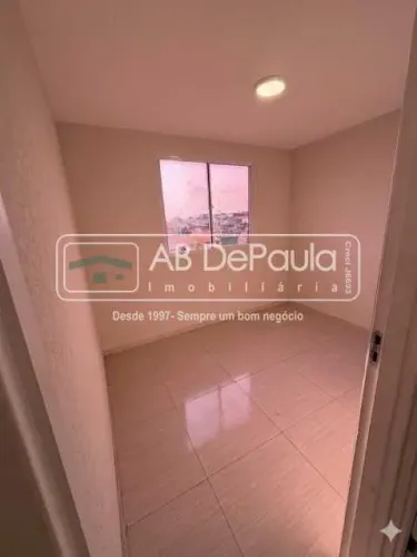CAMPO GRANDE - Na estrada do Campinho - Bom apartamento de frente, 02 dormitórios aconcheg
