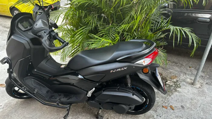 Nmax 160 troco por carro só Automatico