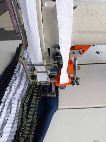 Máquina para tapete de frufru
