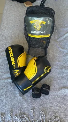 Luvas de Boxe Pretorian + Bandagem - Estado de NOVO!