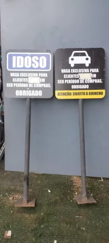 Placas de estacionamento R$70