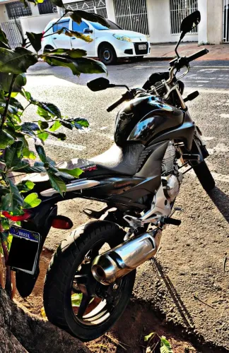 VENDO CB 300R