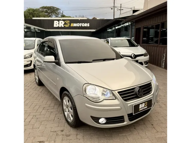 Volkswagen Polo 1.6 MI Flex 8V 4P 2008