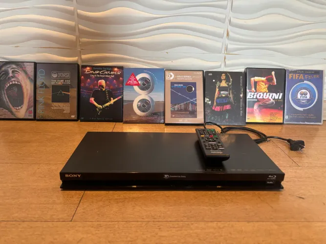 Sony Blu-Ray BDP s470 (com coleção de DVDs originais)