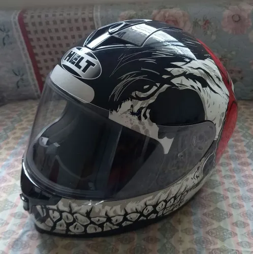 Capacete de moto Helt