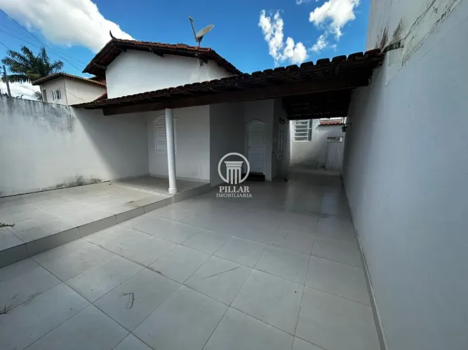 CASA PARA LOCAÇÃO NO BAIRRO FUNCIONÁRIOS  MONTES CLAROS/MG