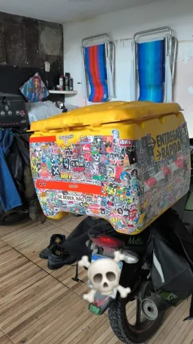 Baú 140 litros com catraca e suporte universal R$300 