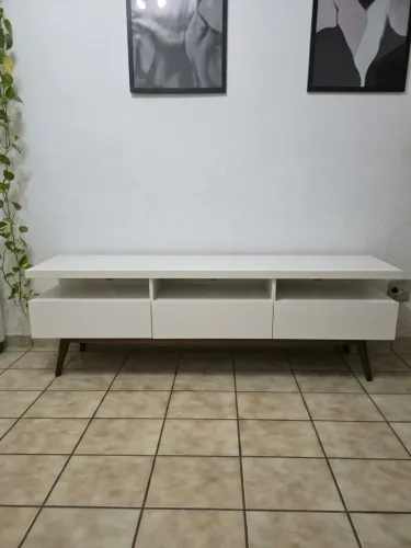 RACK/MOVEL PARA TV BRANCO COM 3 GAVETAS