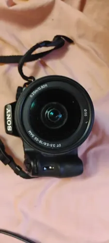 VENDO MÁQUINA FOTOGRÁFICA PROFISSIONAL SONY