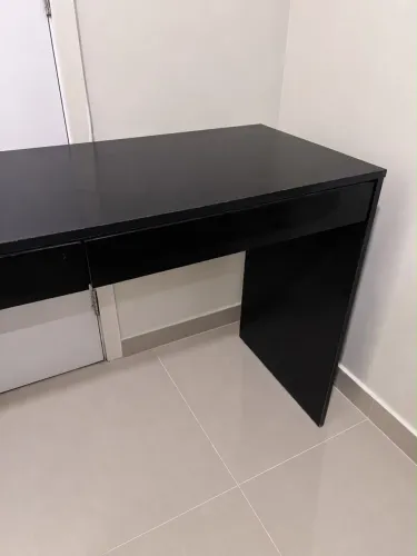 Mesa de escritório/ escrivaninha 
