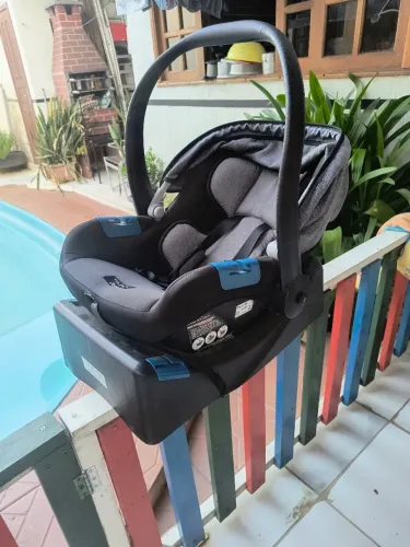 Kit Bebê ( Carrinho + Moisés + Bebê Conforto)