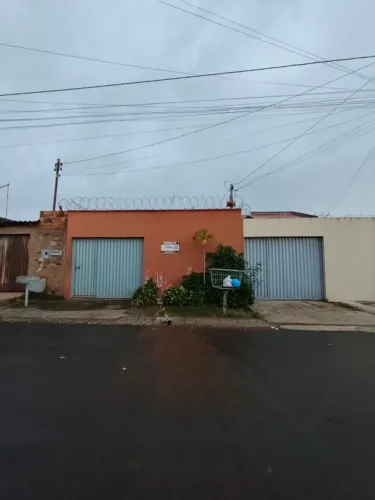 Casa 2 Quartos, Jardim Miramar, Aparecida de Goiânia.