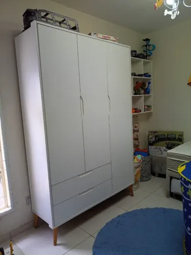 Guarda roupa infantil