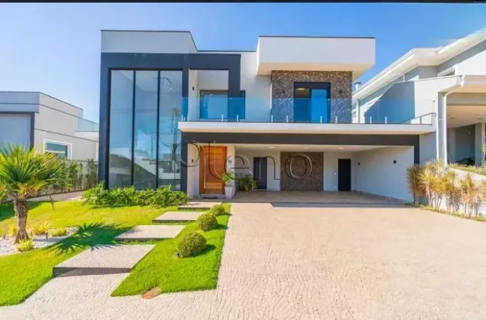 Casa à Venda no Condomínio Querência em Valinhos, no bairro Dois Córregos.