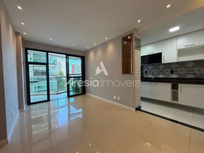 Apartamento com 2 dormitórios para alugar, 70 m² por R$ 5.068,18/mês - Barra Olímpica - Ri