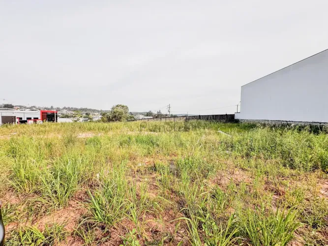 Terreno à venda em Indaiatuba, Loteamento Comercial Monte Castelo, com 606.75 m²