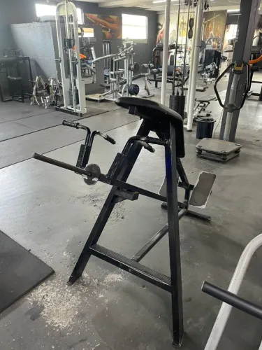 Aparelho de Musculação 
