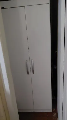 Armário 2 portas em MDF